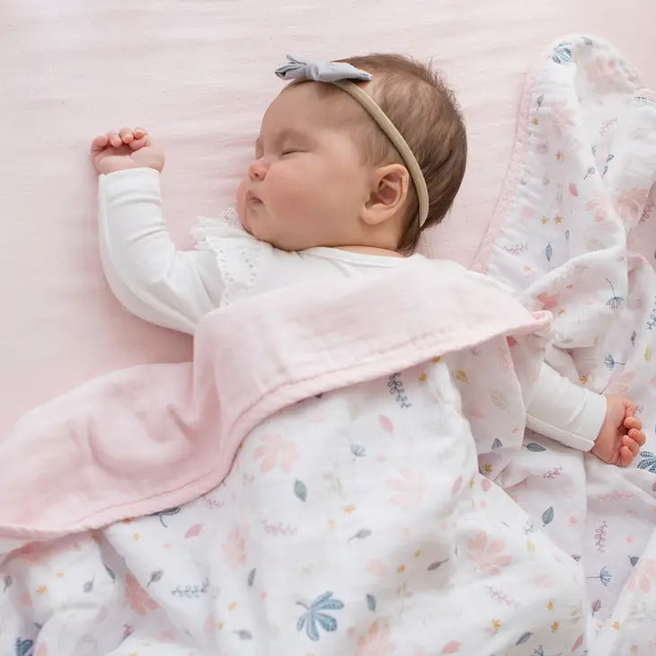 'Botanical Flowers' 6 Layers Muslin Cot Blanket