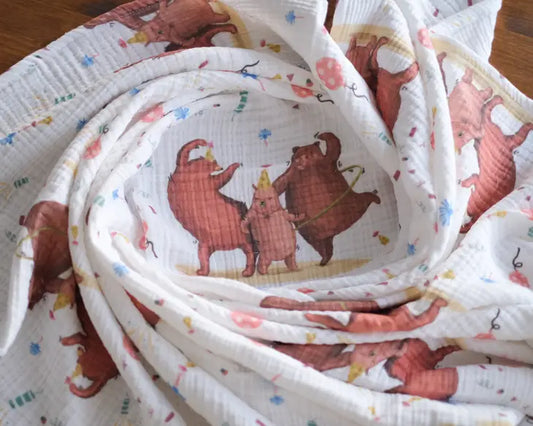 'Bear Family' 4 Layers Muslin Blanket